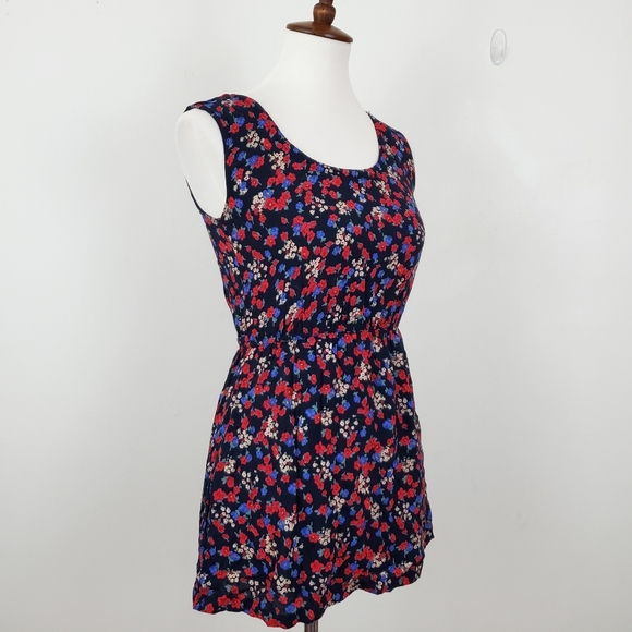 Forever 21 Floral Criss Cross Back Tunic - Picture 6 of 13